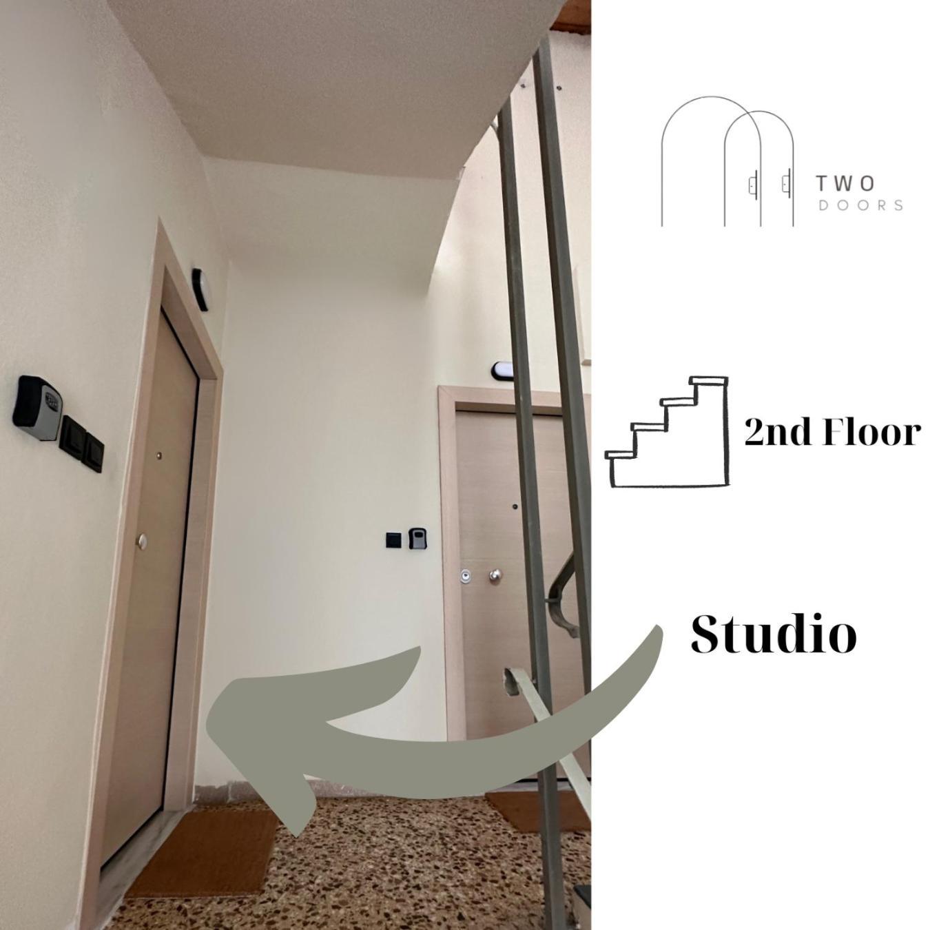 2 Doors Lägenhet Kavala Exteriör bild